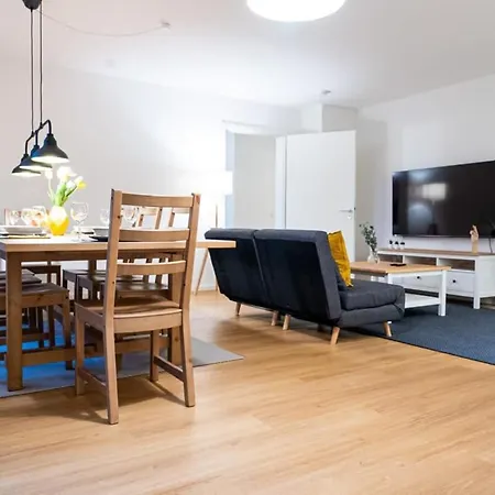Four Bedroom In Urban Location Hamburg Exterior foto